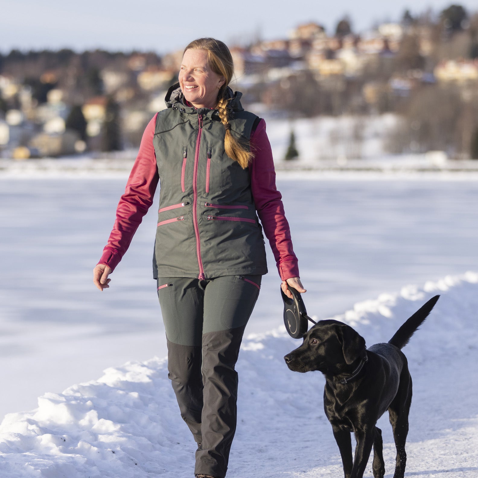 Pinewood-Ladies-Dog-Sports-Windblocker-Vest