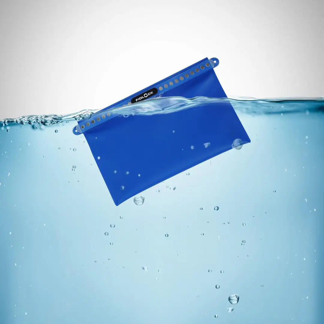 Blue waterproof pouch of Fidlock Multi Dry Bag for keeping your gear dry and secure