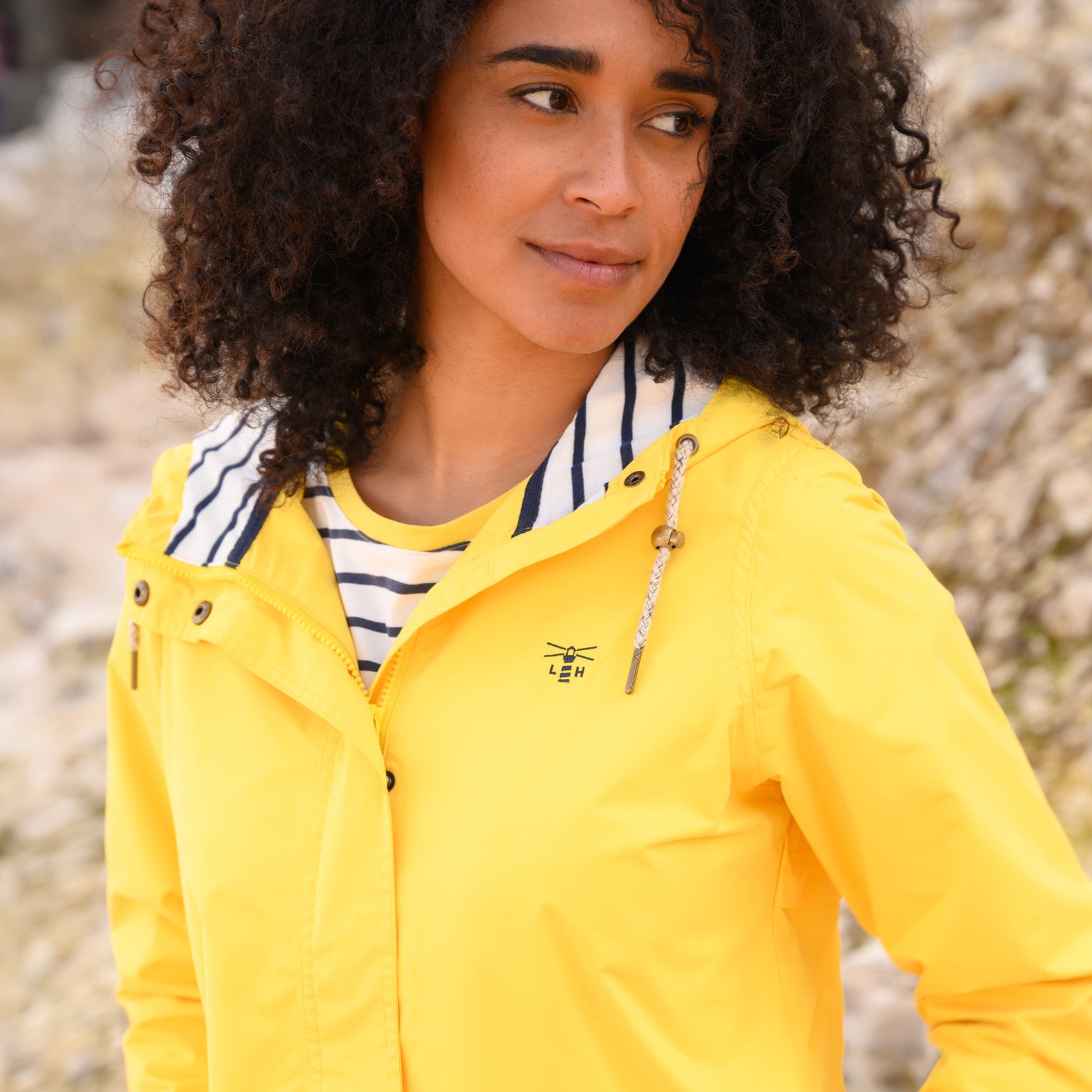 Lighthouse-Beachcomber-Long-Jacket