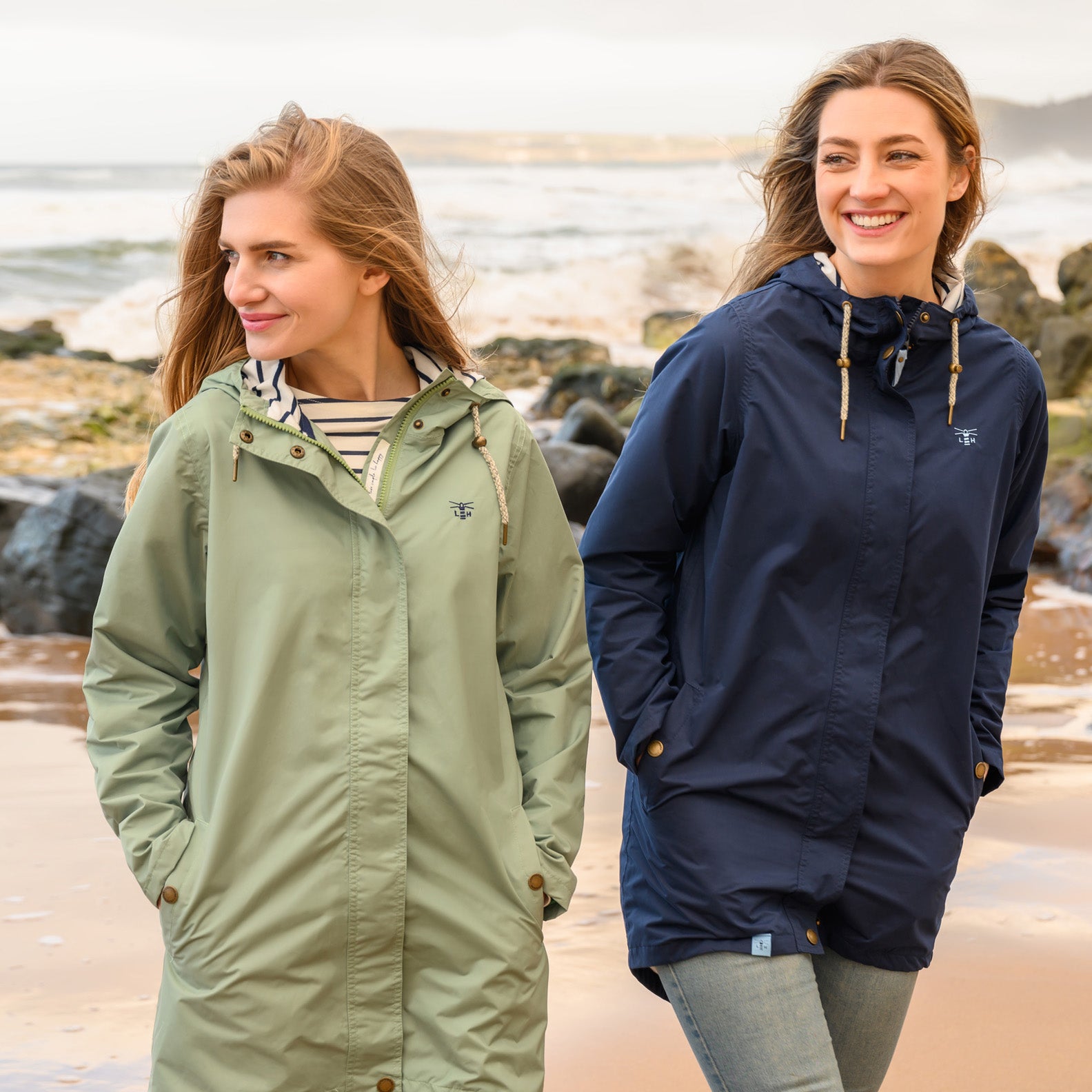Lighthouse-Beachcomber-Long-Jacket