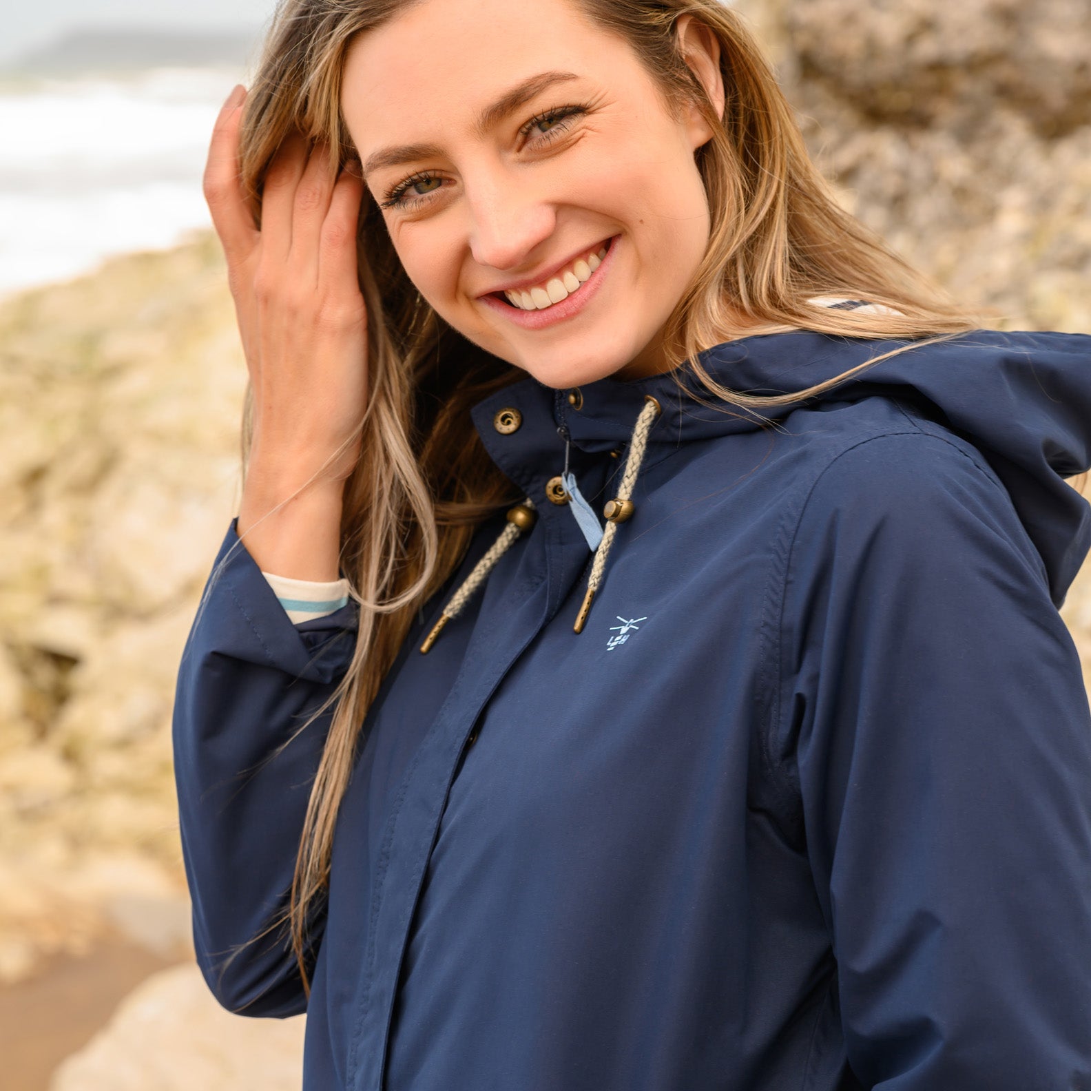 Lighthouse-Beachcomber-Long-Jacket