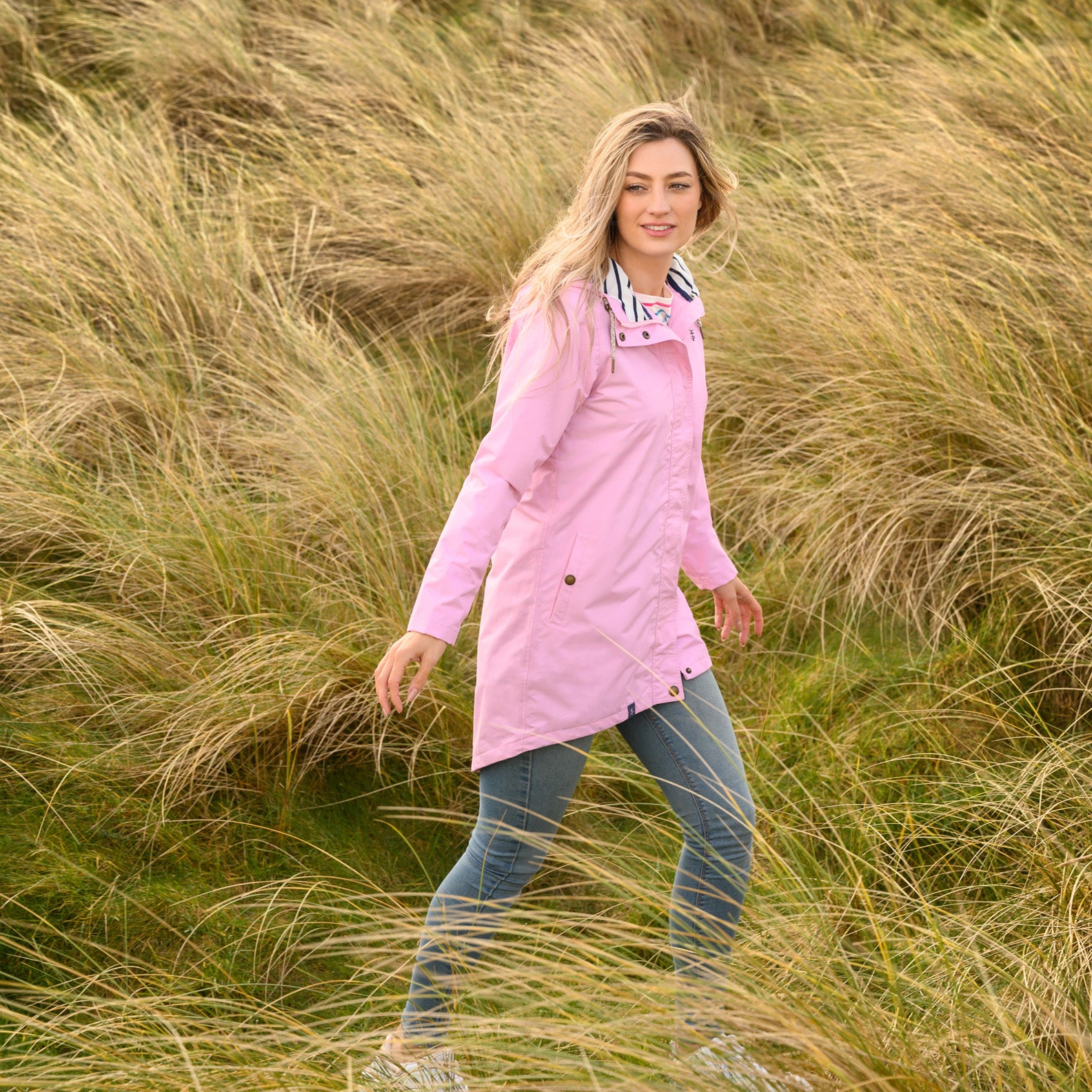 Lighthouse-Beachcomber-Long-Jacket