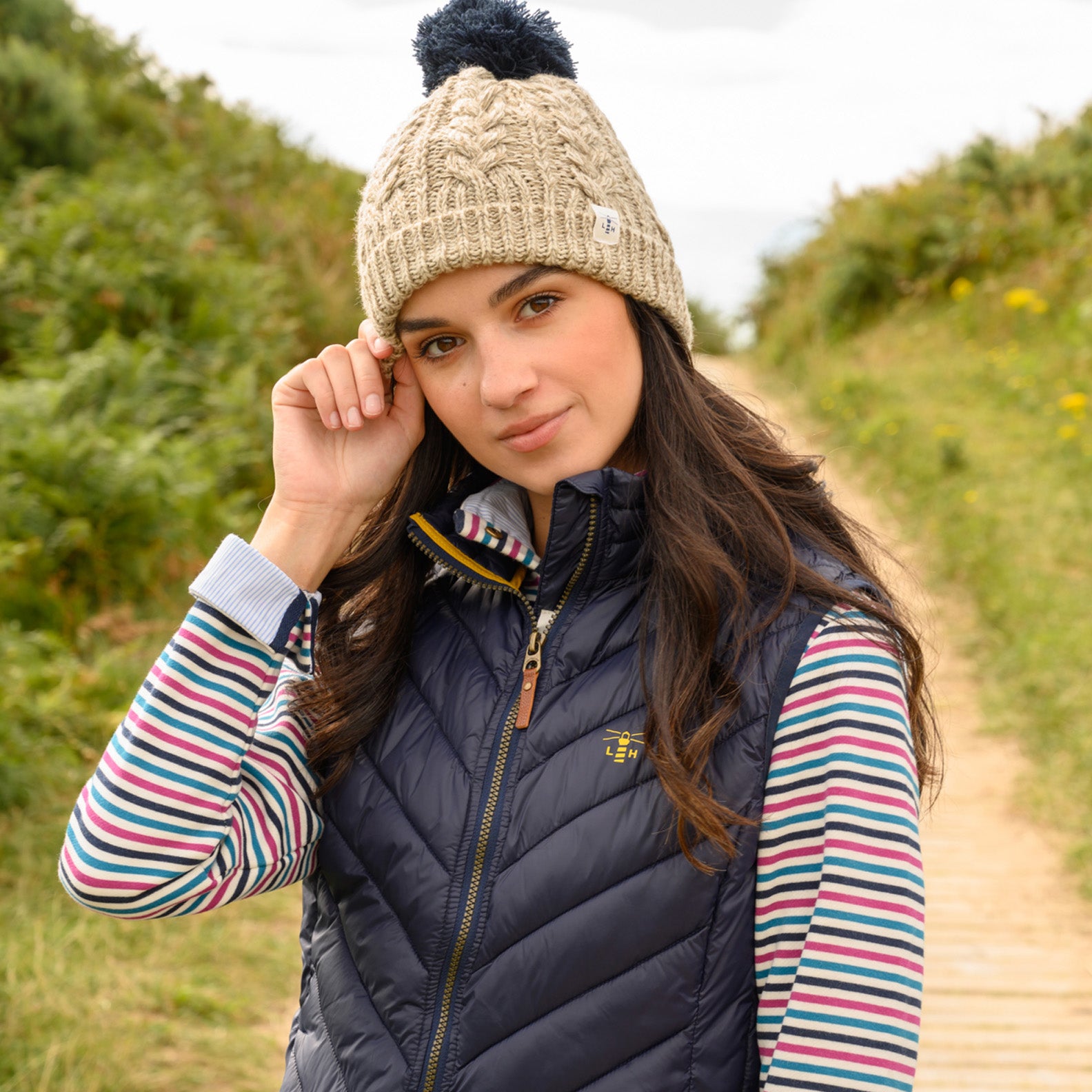 Lighthouse-Laurel-Gilet