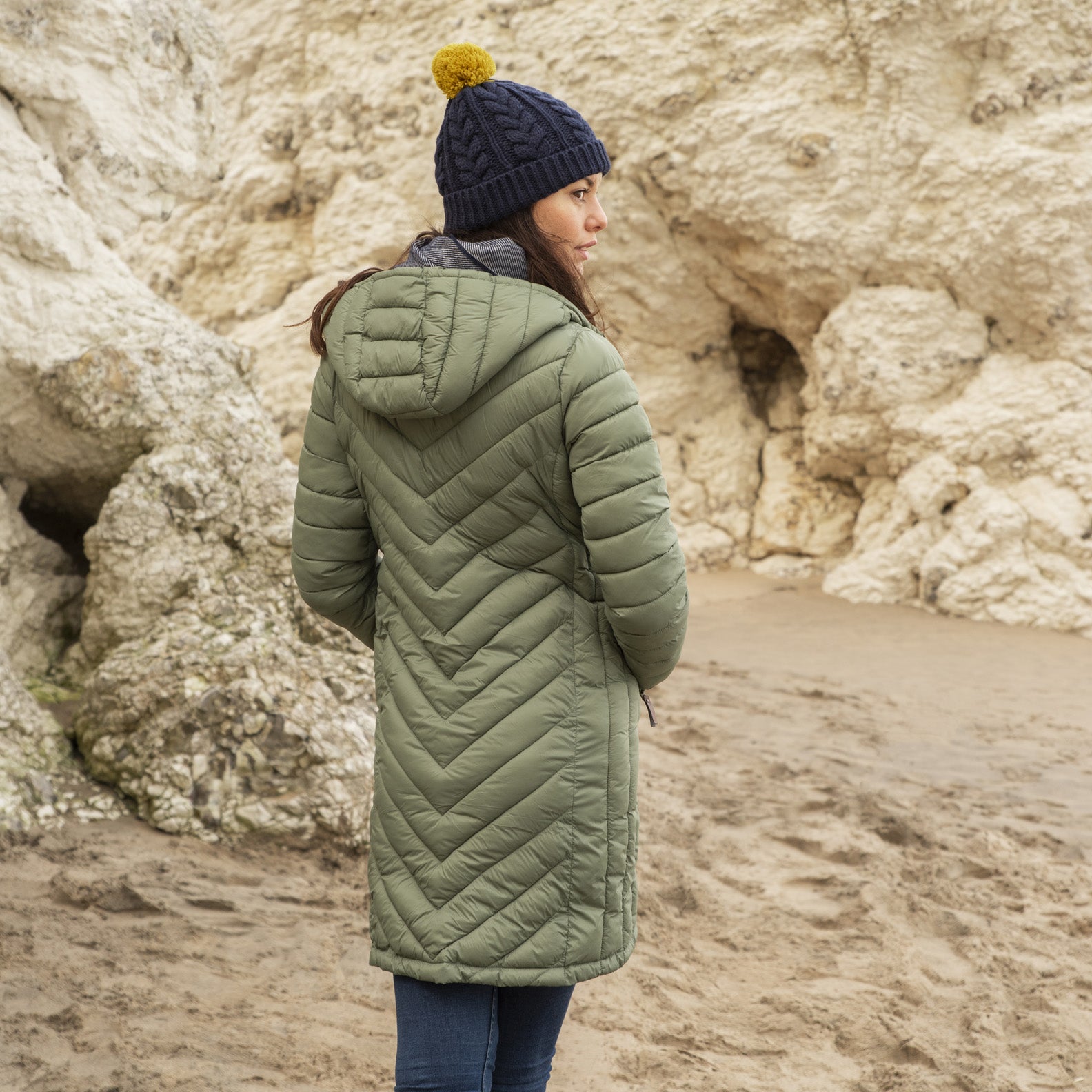 Lighthouse-Laurel-Ladies-Coat