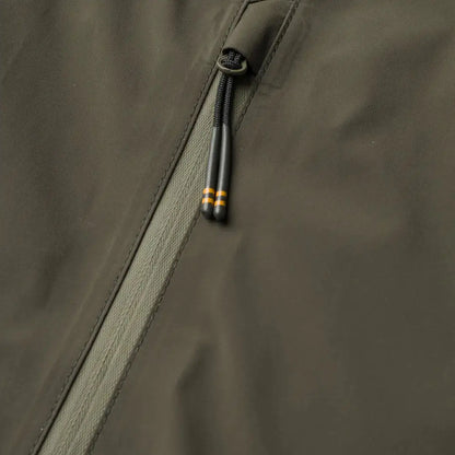 Olive green jacket zipper on Beretta Chamois 3 Layer Jacket for hunting and outdoor country clothing