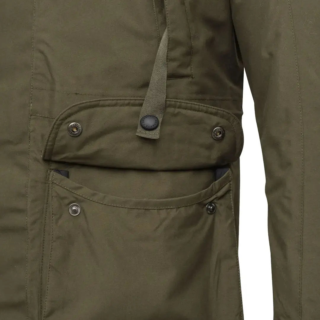 Olive green pocket of the Beretta Tri-Active EVO Jacket for country clothing enthusiasts