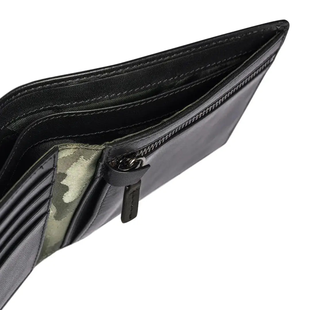 Open black leather Beretta Wallet Bifold Zipped Coin for everyday carrying