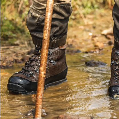 Durable waterproof Dedito Moorland boots in nubuck leather for tough ground conditions