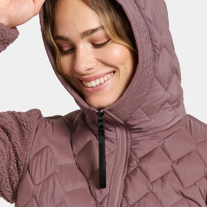 Smiling woman in Didriksons Bibi 2 hoodie, perfect for country clothing and outdoors