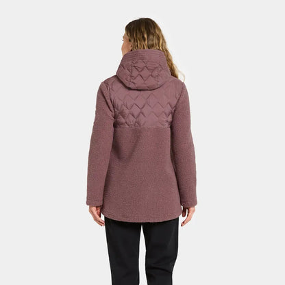 Woman in Didriksons Bibi 2 fleece jacket, perfect country clothing for outdoors