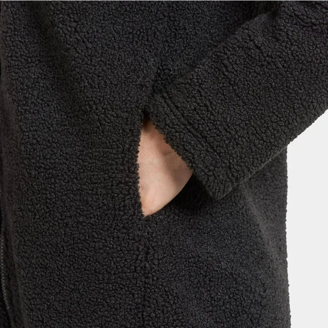 Close-up of hand in pocket of Didriksons Bibi 2 Womens Full Zip Fleece for outdoors camping