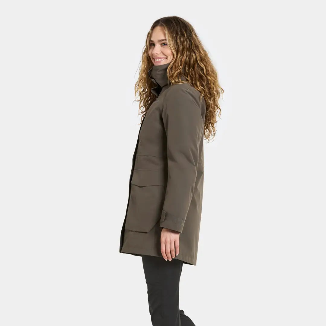 Didriksons Harriet womens waterproof parka with high collar and front pockets for country hunting