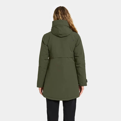 Woman in dark olive green Didriksons Helle Womens Parka for country clothing outdoors hunting