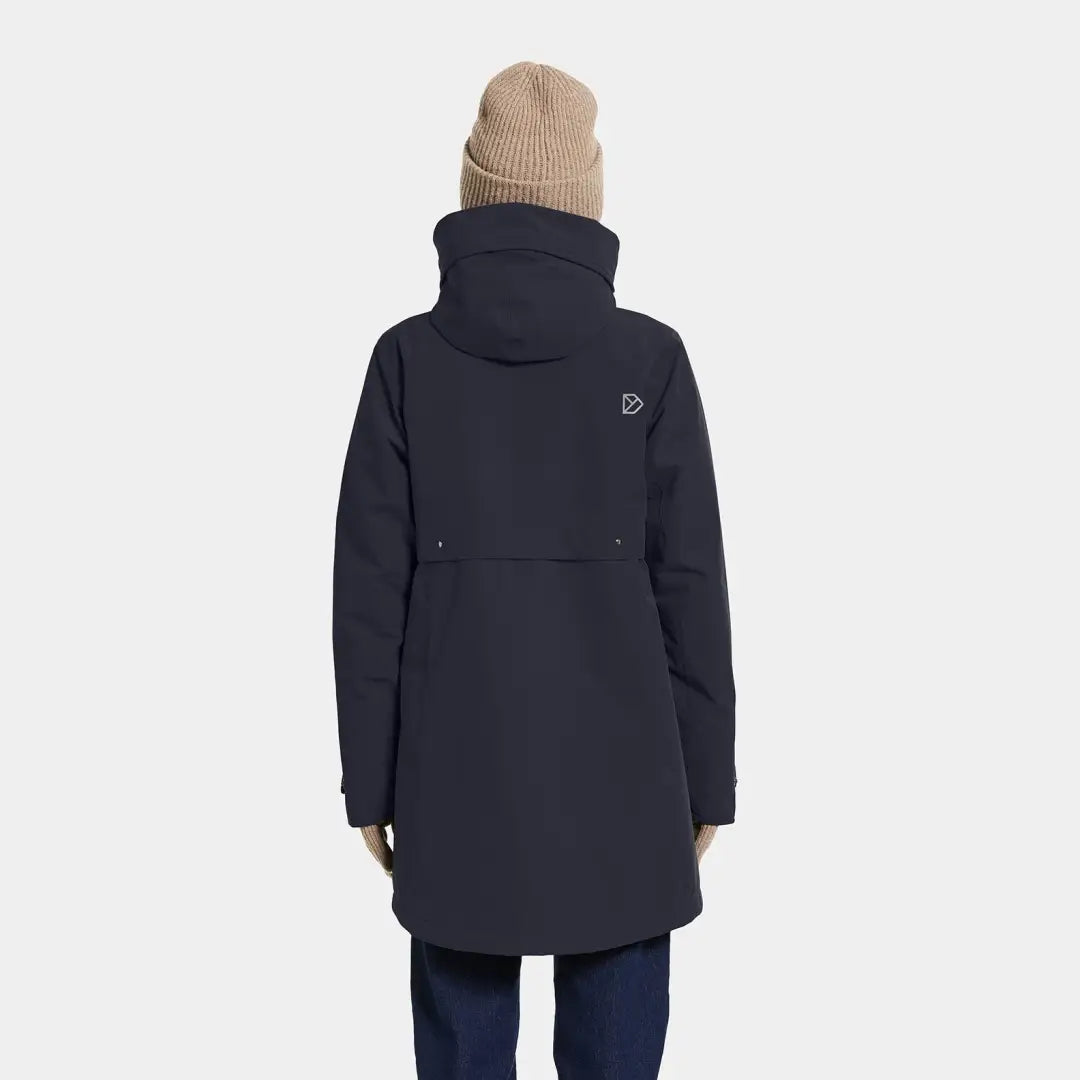 Woman in Didriksons Helle Womens Parka showing country clothing for outdoors and hunting