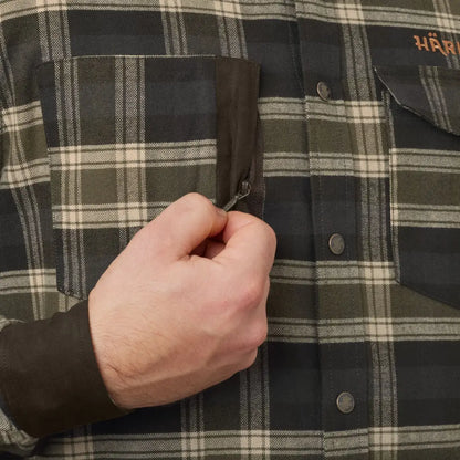 Härkila Aivak Long Sleeve Shirt with plaid pattern and zippered pocket for hunting country clothing