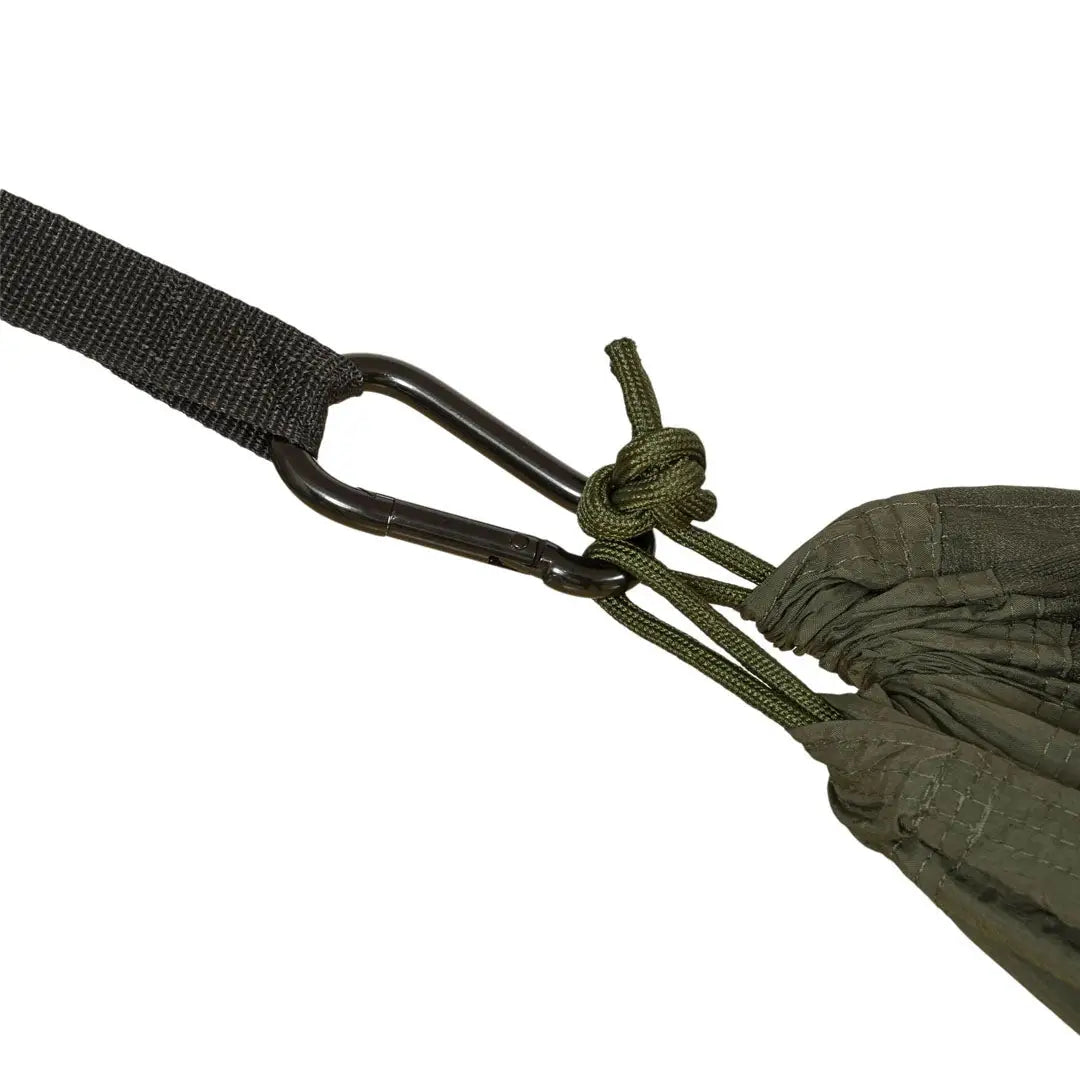 Carabiner clip on Highlander Crusader Waterproof Hammock’s olive green drawstring pouch