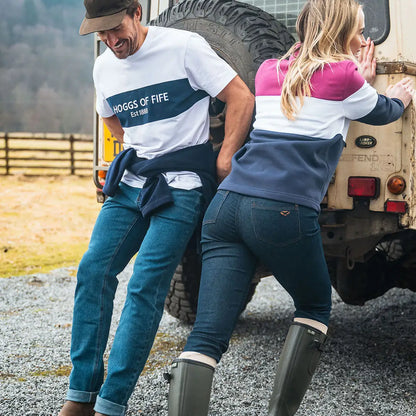 Two people leaning against a Land Rover in Fife Dalbeattie Colour Block T-Shirt