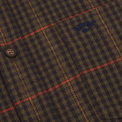 Tweed fabric with diagonal pattern and red accents on Hoggs of Fife country shirt