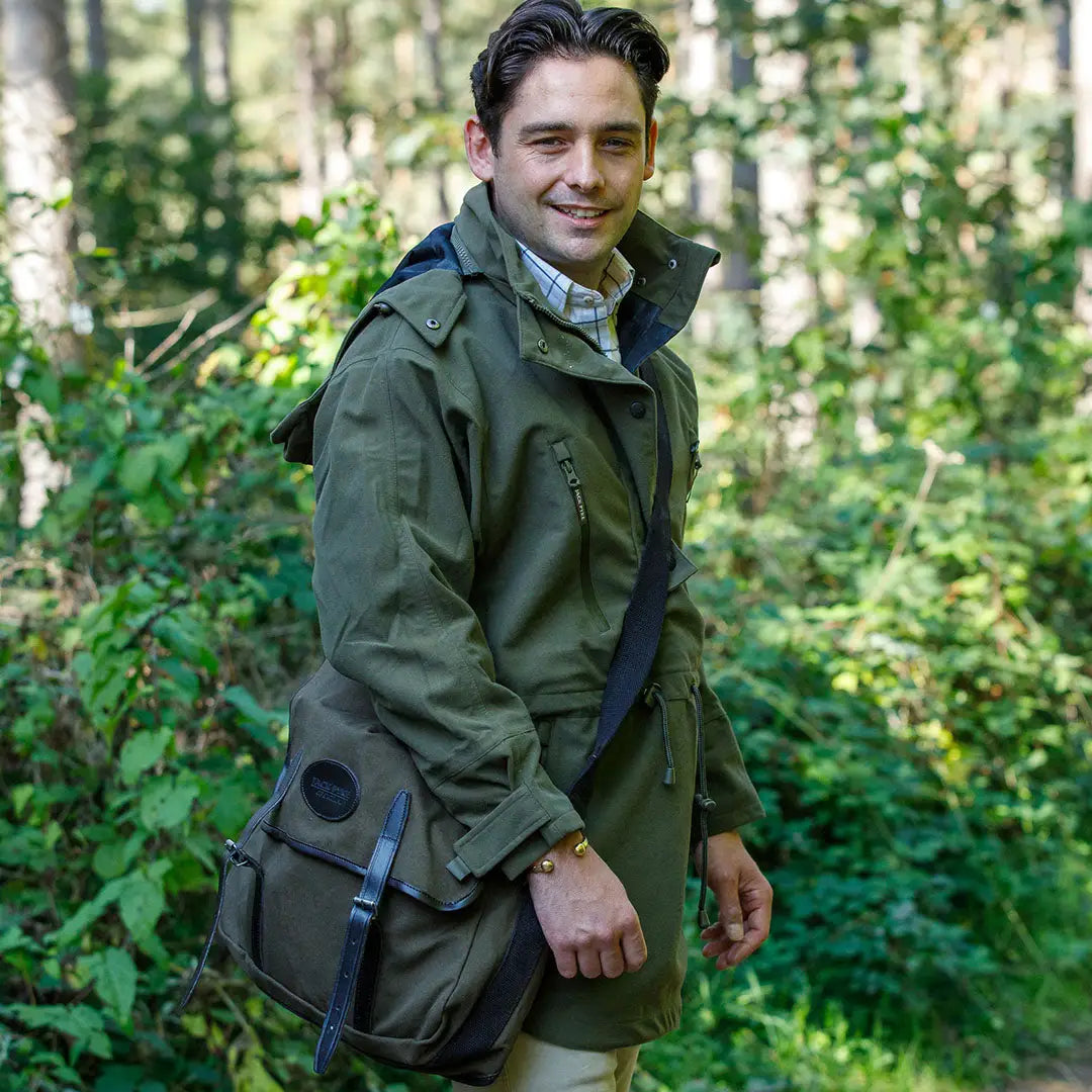 Olive green shoulder bag with Jack Pyke Argyll Smock design for stylish outdoor adventures