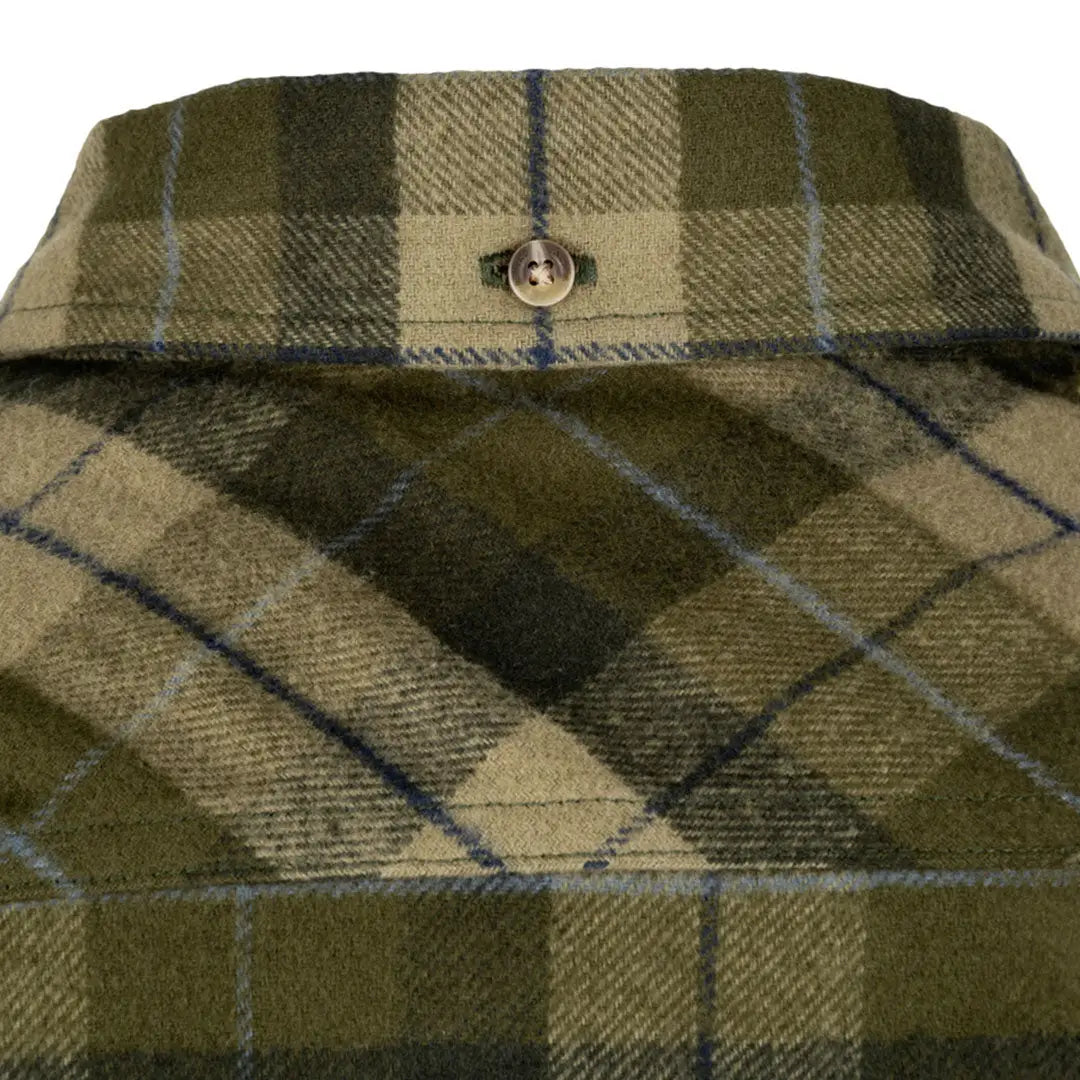 Plaid button-down collar of Jack Pyke Ladies Bleasdale Heavy Flannel Shirt