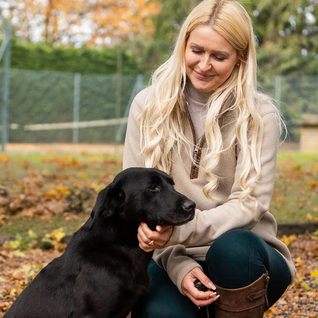 Jack Pyke Ladies black leather dog collar with silver buckle