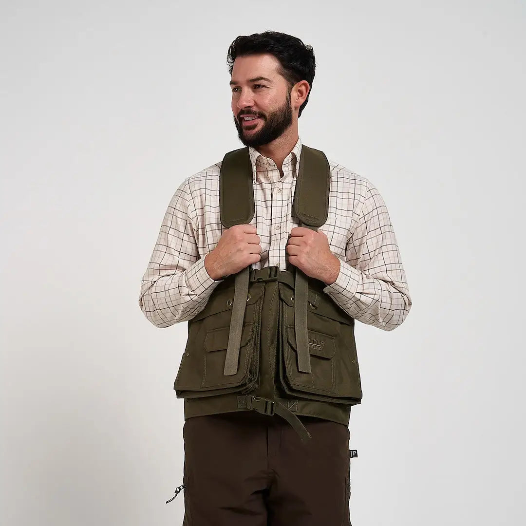 Jack Pyke Handlers vest in olive green with pockets and straps