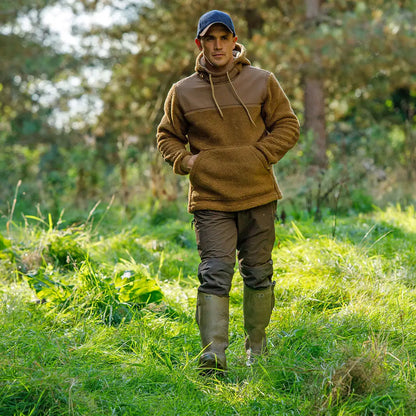 Man in Jack Pyke Weardale Hunting Trousers ready for outdoor adventures