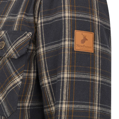 Plaid flannel Padded Shirt with chest pocket, perfect for country clothing and hunting adventures