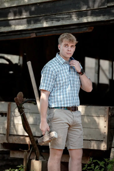Man holding a mallet wearing New Forest Premium 100% Cotton Short Sleeve Shirt