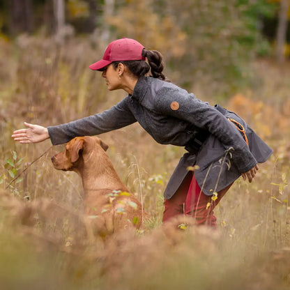 Woman training Vizsla dog with Pinewood Dog Sports Waistbelt, perfect for dog sports and country clothing