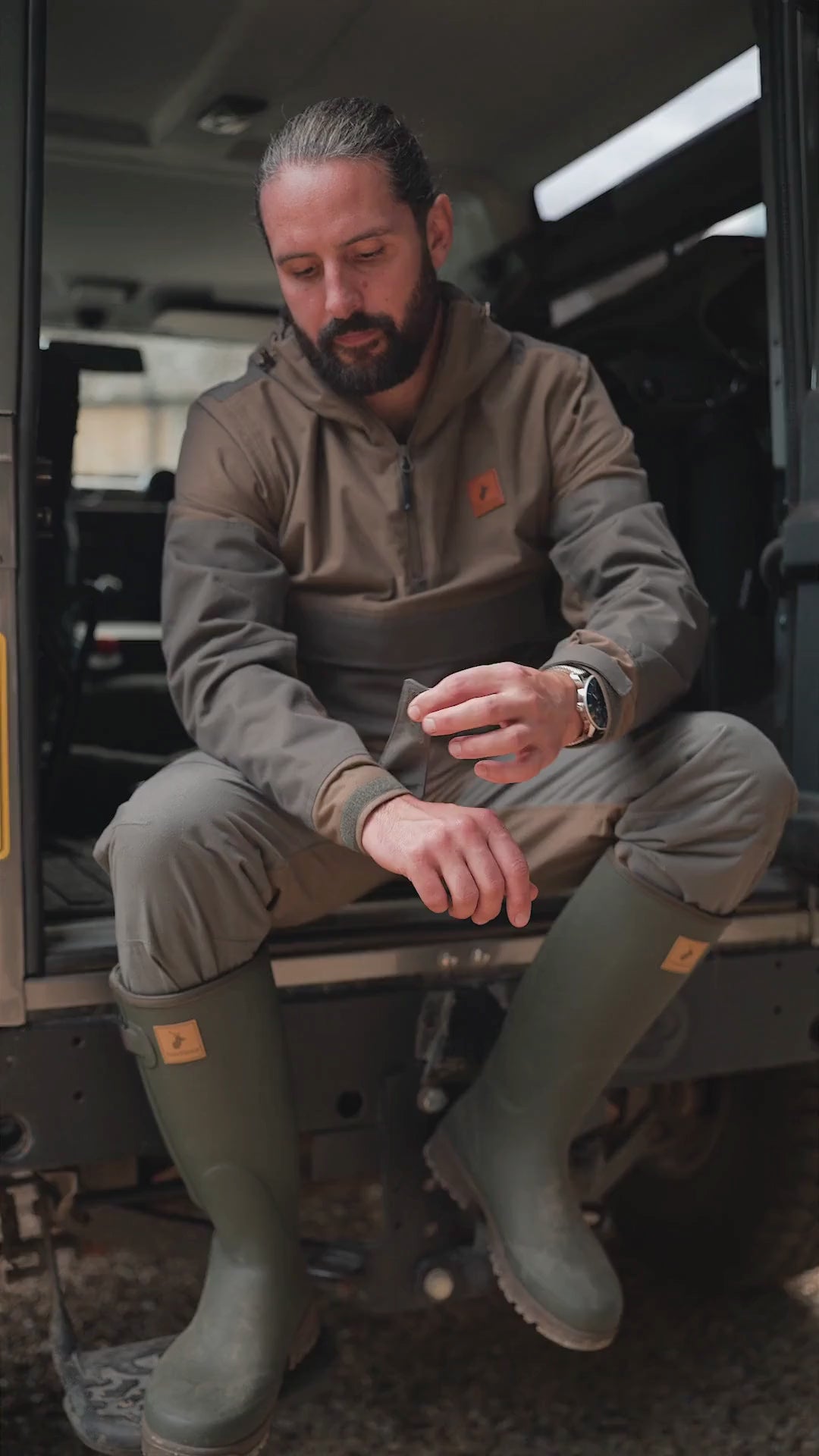 Load video: New Forest Nightjar Trousers