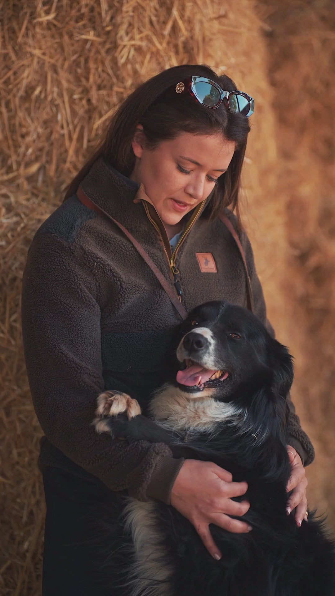 Load video: New Forest Ladies Fox Fibre Pile Fleece