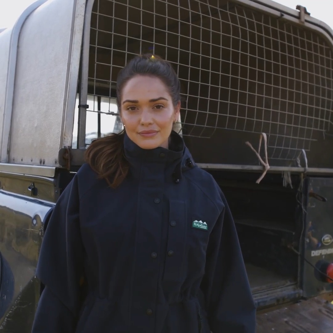 Load video: Ridgeline Womens Monsoon Classic Jacket