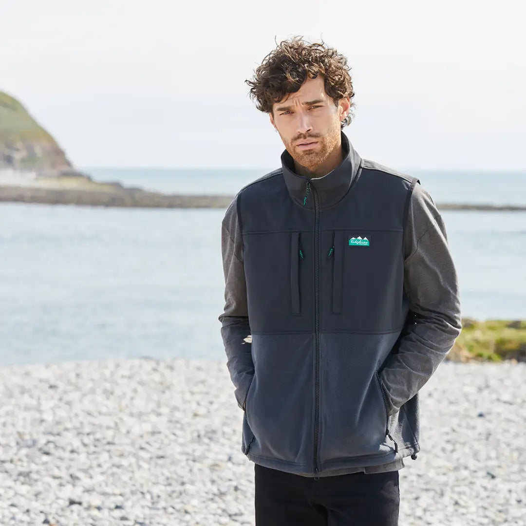 Navy blue Ridgeline Hybrid Fleece Gilet ideal for arms moving freely outdoors