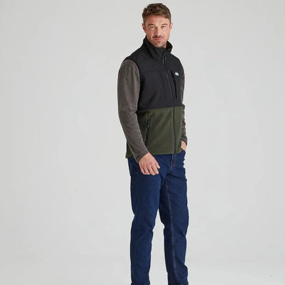 Man wearing Ridgeline Hybrid Fleece Gilet with arms moving freely in black and green vest