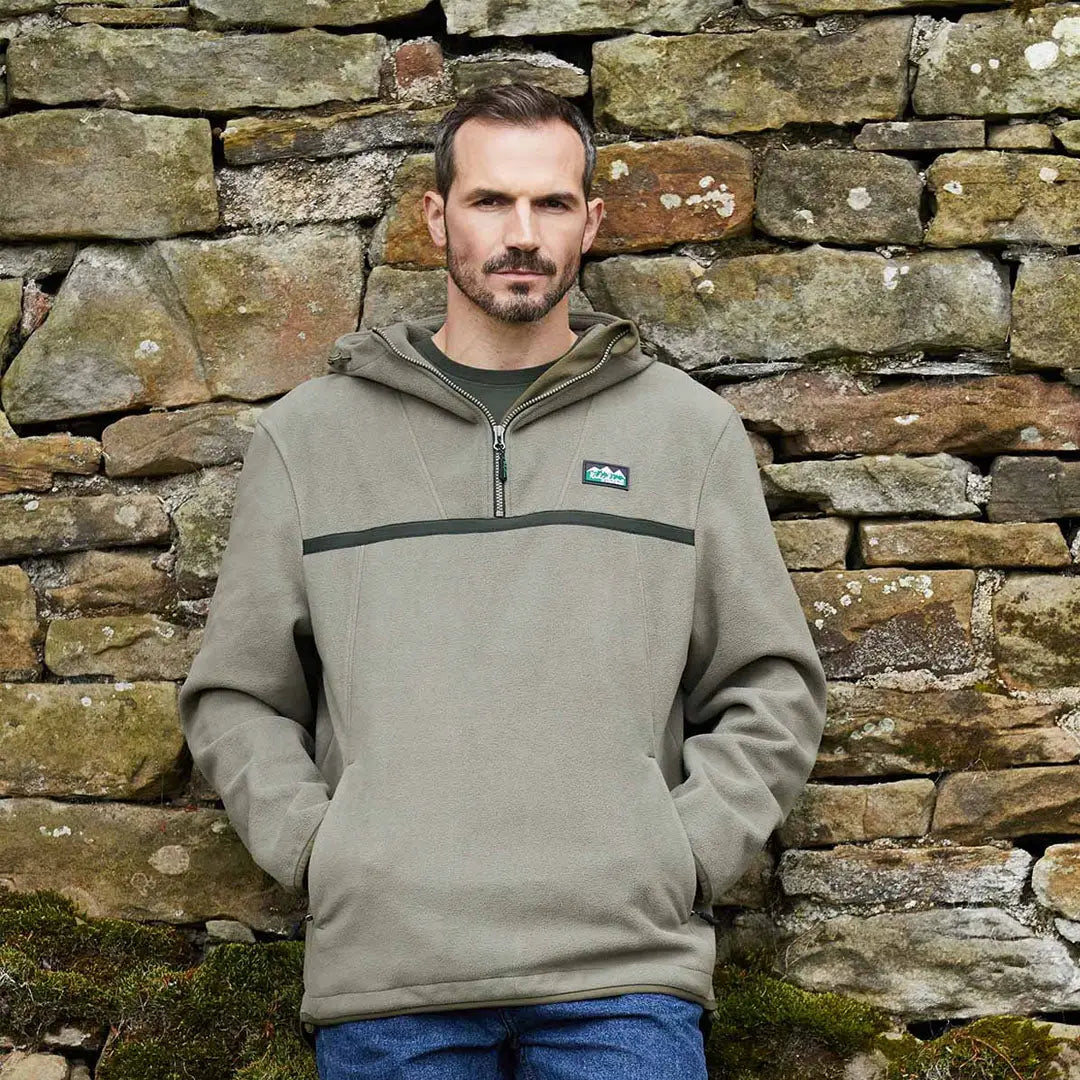 Man in olive green Ridgeline Kodiak Fleece Smock, pro fleece for southern star adventures
