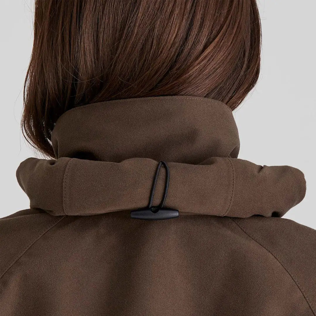 Brown jacket collar with toggle on Ridgeline Womens Monsoon Classic Jacket