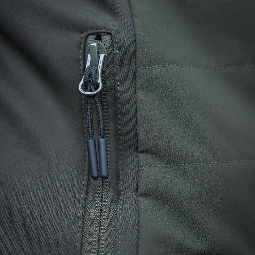 Dark green zipper on Seeland Celsius Aia Womens Heat Jacket for chilly days