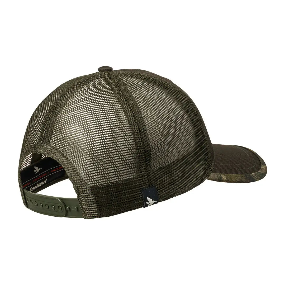 Olive green mesh trucker cap from Seeland, perfect Ganister Trucker style