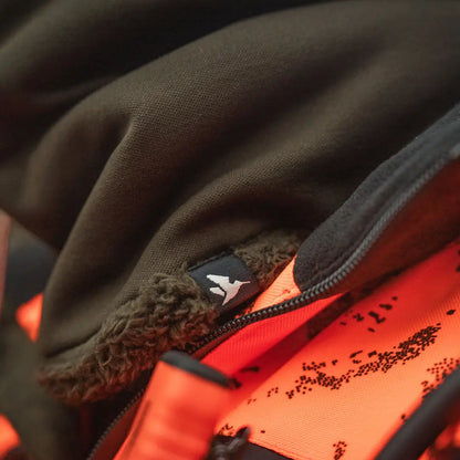 Seeland Iron Neckgaiter in green and orange hunting jacket for outdoor gear