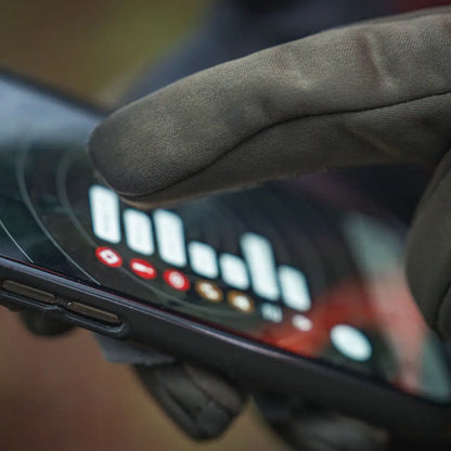 Seeland Target Gloves touchscreen hunting gloves with sound equalizer display on smartphone