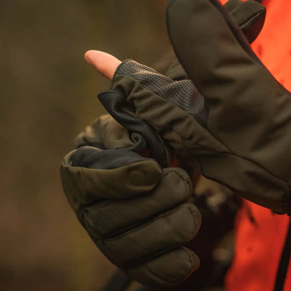 Green hunting gloves with exposed fingertips, perfect for outdoor country clothing