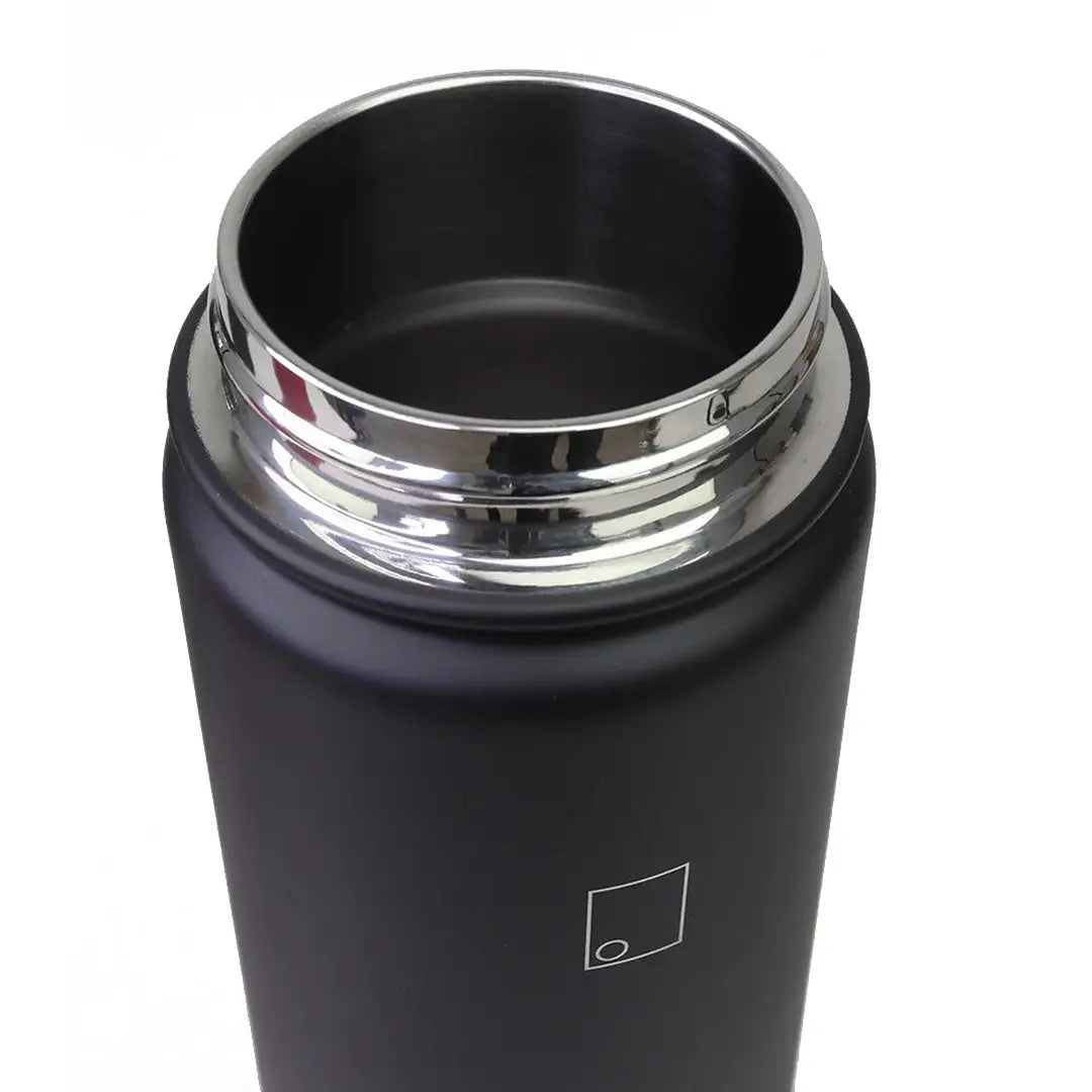 Black matte Sophos stainless steel bottle 650ml with silver accents for hunting