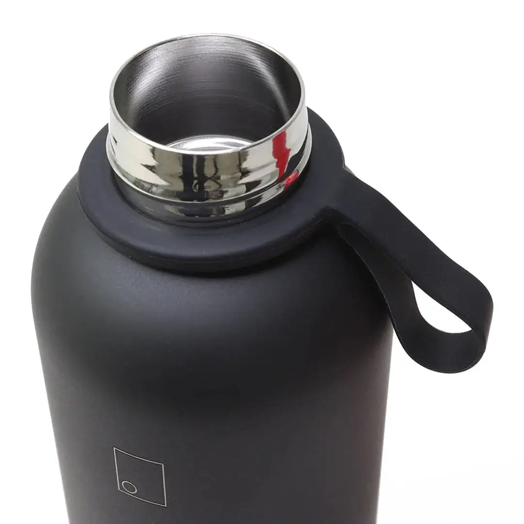 Sophos Vacuum Bottle 500ml with black matte finish and steel lid
