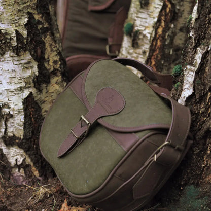 Canvas and leather messenger bag, perfect Verney Carron Perdrix Cartridge Bag for style
