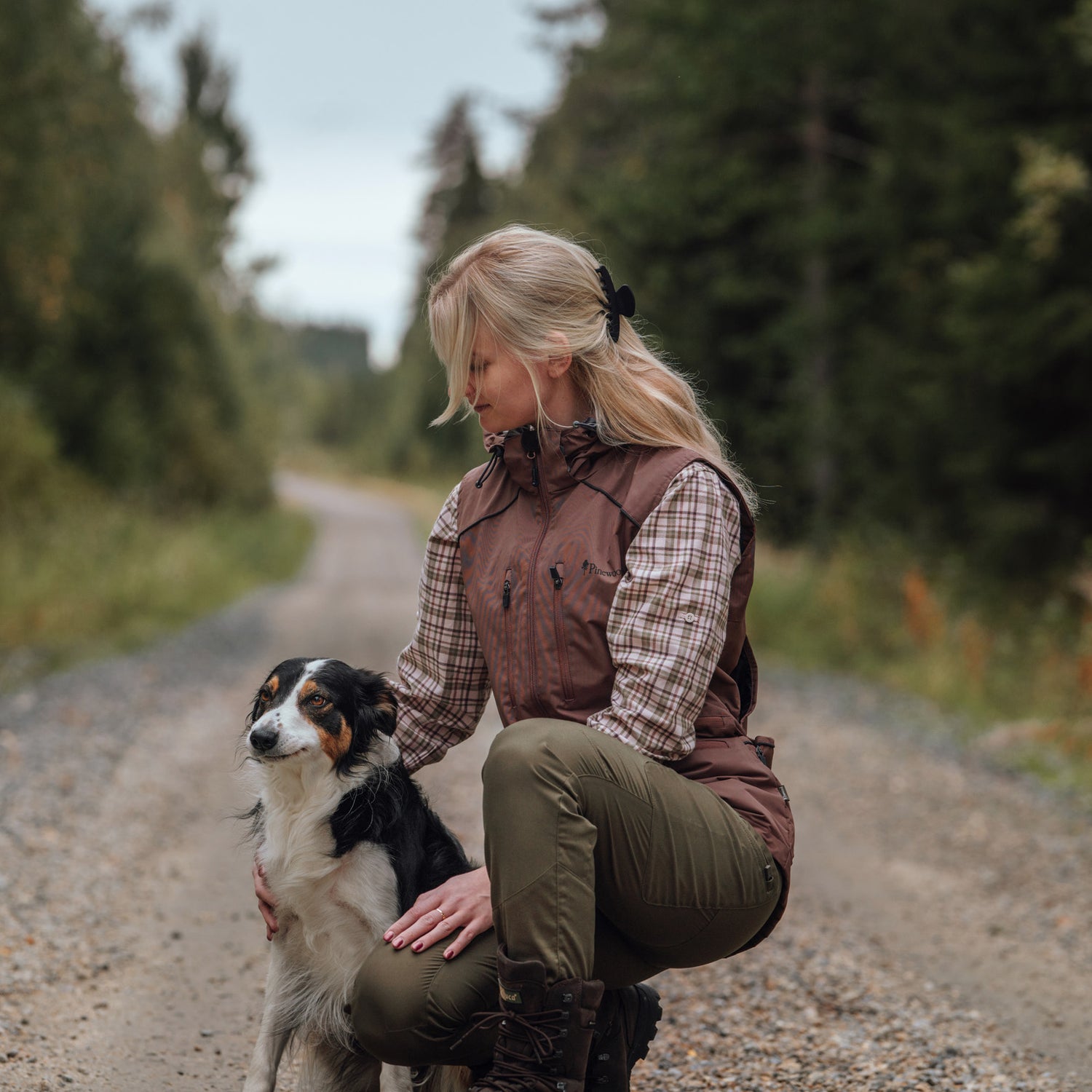 Pinewood-Ladies-Dog-Sports-Windblocker-Vest